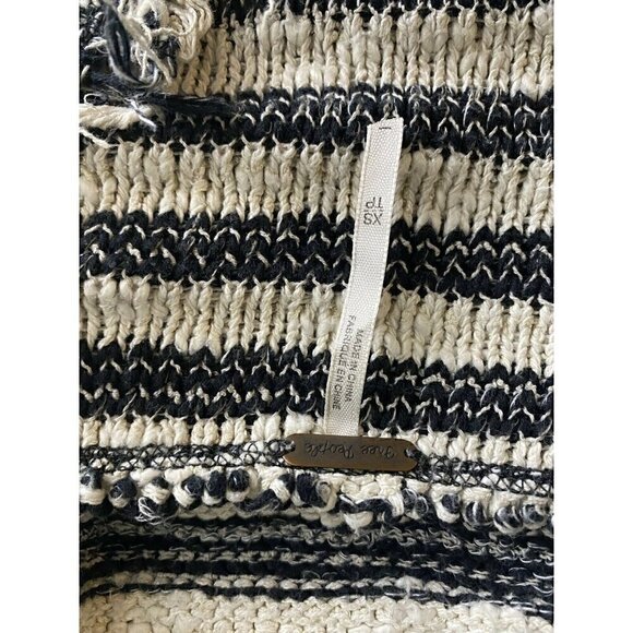 Free People Sweater Size XS Women's Pullover Striped Spells Trouble Ivory Black - Picture 6 of 6